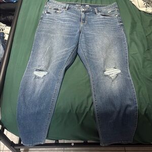 Women’s Blue Distressed Jeans